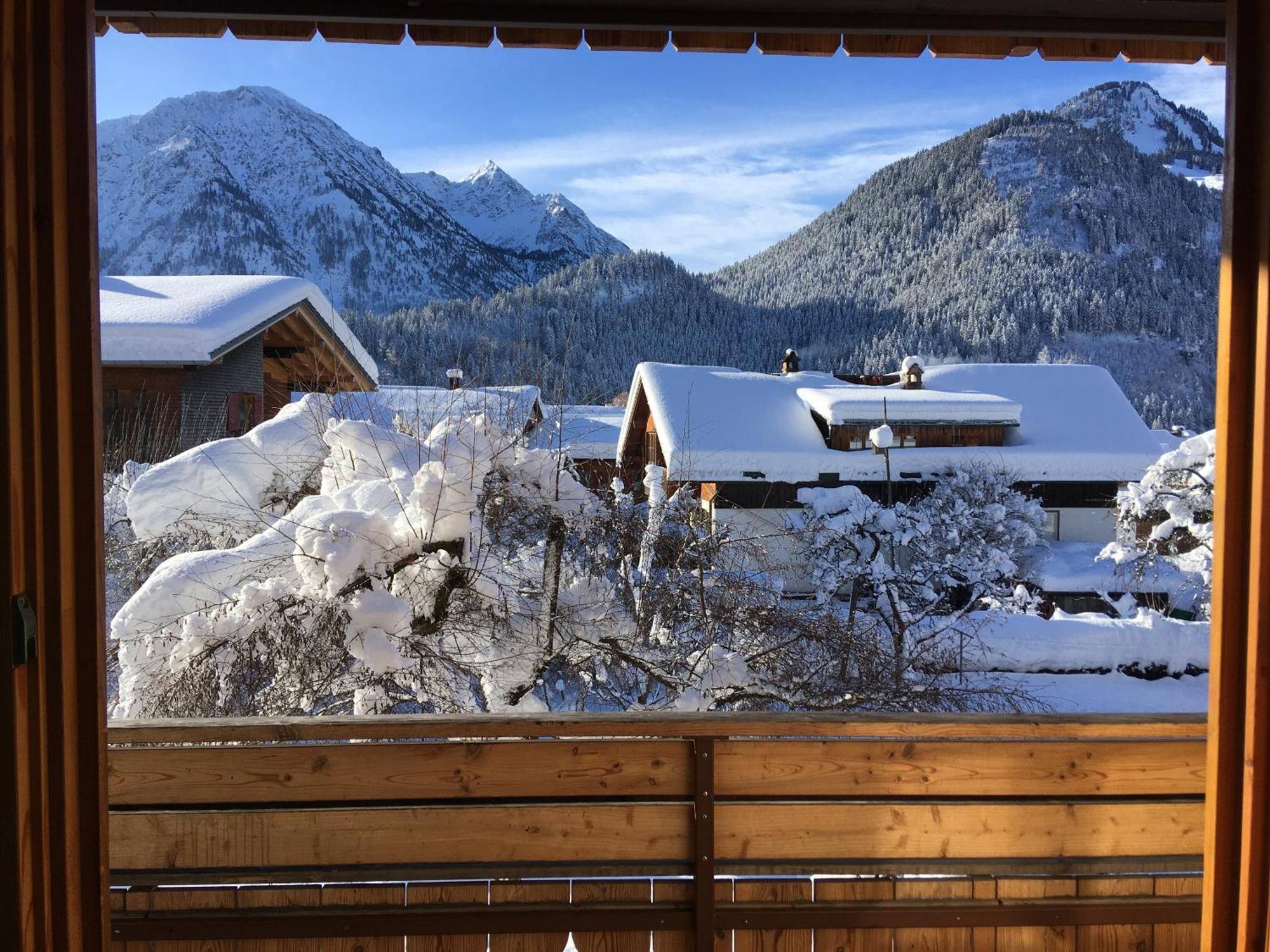 Апартаменты Haus Sonnenruh Бад-Хинделанг Экстерьер фото